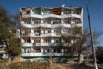 Edificio residenziale (anni ’70). Chkalovsk, Tajikistan. Photo Stefano Perego, da Soviet Asia, pubblicato da FUEL