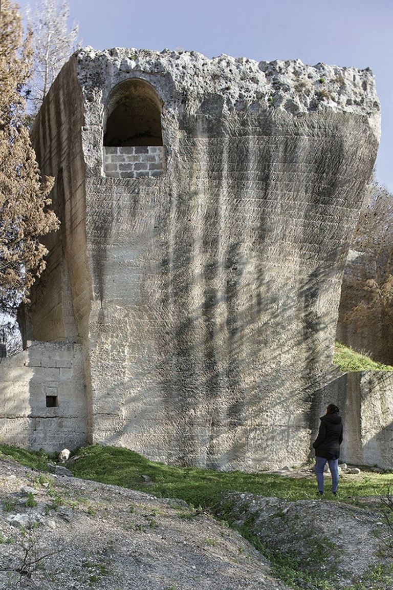 Fabrizio Bellomo, Villaggio Cavatrulli, Palagianello. Archivio, 2010 in corso. Courtesy l’autore