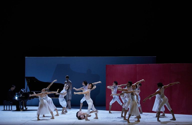 Hamburg Ballett, Beethoven Fragments. Photo © Zani Casadio