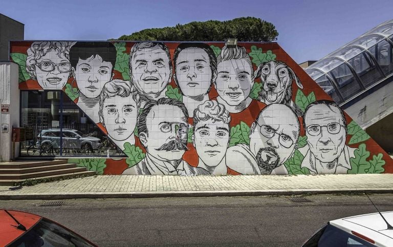 Il muro di Lucamaleonte a Ostia, prima della censura. Ph. Oscar Giampaoli