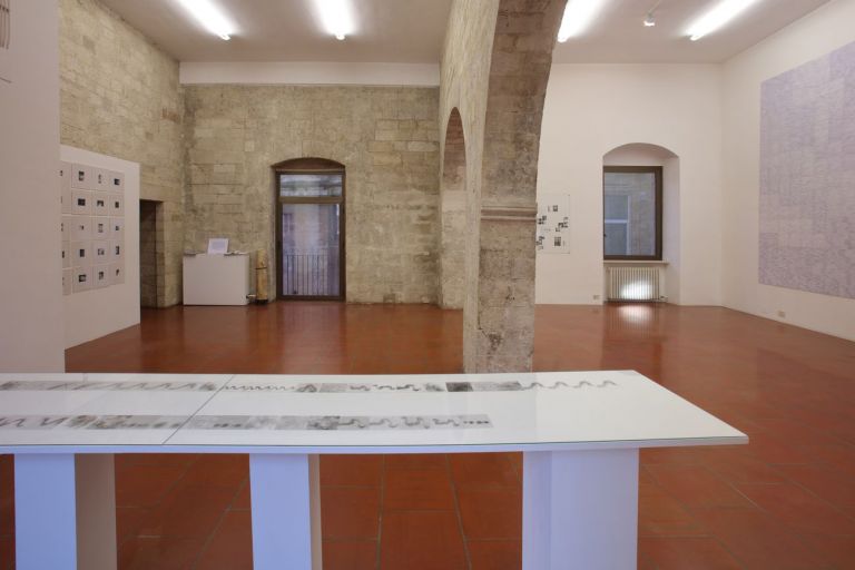 Mariatersa Sartori, Seguendo l'ordine del tempo, exhibition view at galleria Doppelganger, Bari 2019