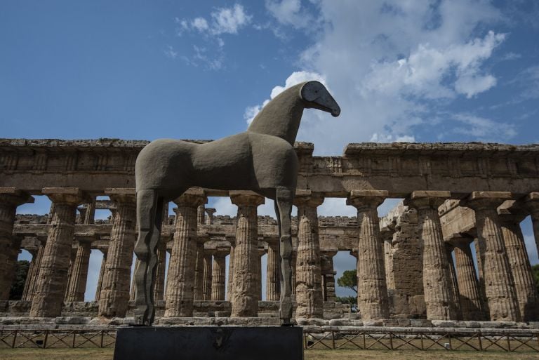 Mimmo Paladino, Il cavallo di Sabbia, 1999-2019, Parco Archeologico di Paestum