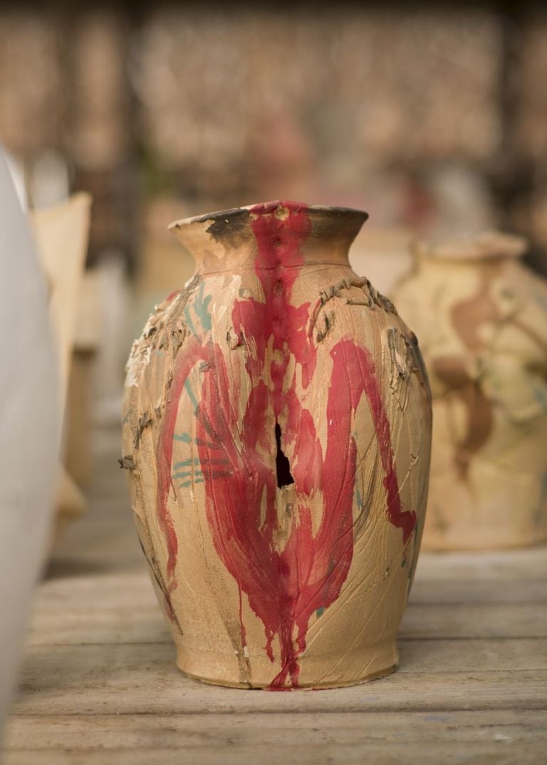 Miquel Barceló, Dones assegudes, 2016, MB, Mallorca, collezione privata