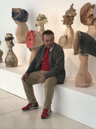 Miquel Barceló con la sua serie Filosofi, MIC – Museo Internazionale delle Ceramiche, Faenza 2019