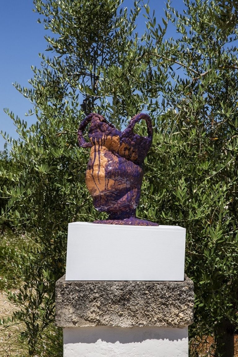 Morfologia delle Meraviglie, dal 21 luglio al 18 agosto 2019, Contrada Galante, Ostuni. A cura di Lorenzo Madaro. Foto Alessandra Vinci Courtesy Officine Saffi