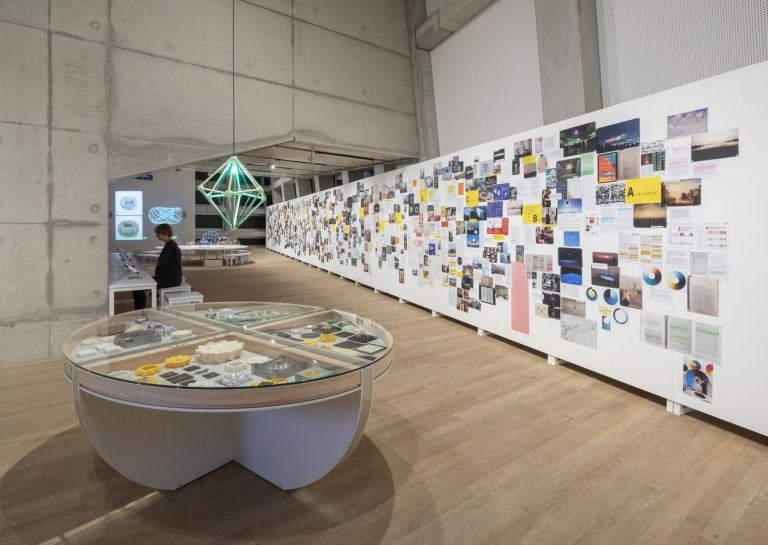 Olafur Eliasson, The Expanded Studio, 2019. Installation view at Tate Modern, Londra 2019. Photo Anders Sune Berg © 2019 Olafur Eliasson