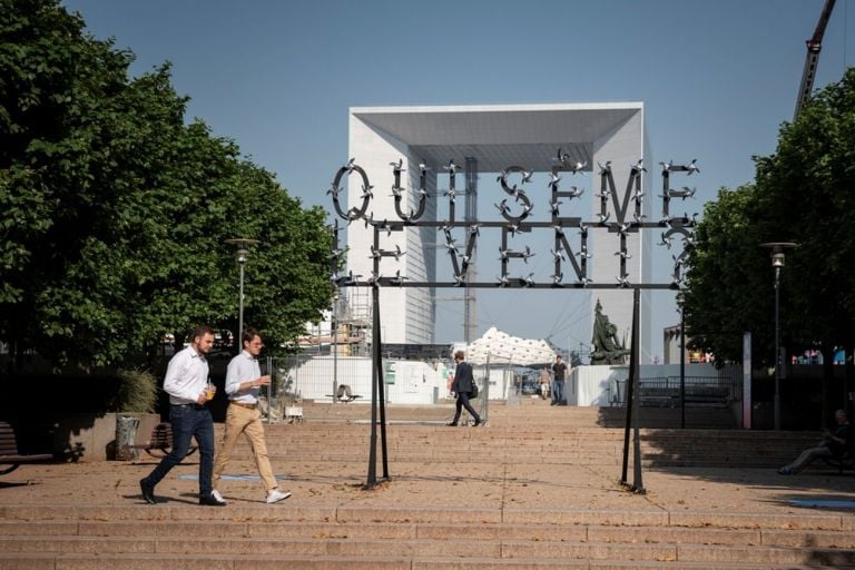 Pierre Ardouvin, Qui sème le vent, Les Extatiques, Paris, 2019. Photo Carlos Ayesta