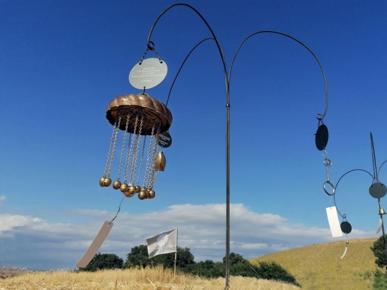 Yuval Avital, Il Giardino dei Sonagli, 2019. MULINUM, San Floro. Photo Giovanni Viceconte