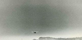 Claudio Abate, Marisa Merz in volo dall'Aeroporto dell'Urbe, 1970