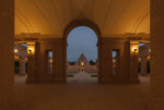 Corte e piramide da portico notte, photo credit Mauro Davoli