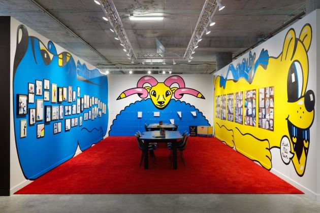 Beyond the Streets. Exhibition view at 25 Kent Ave, New York 2019 HuskMitNavn