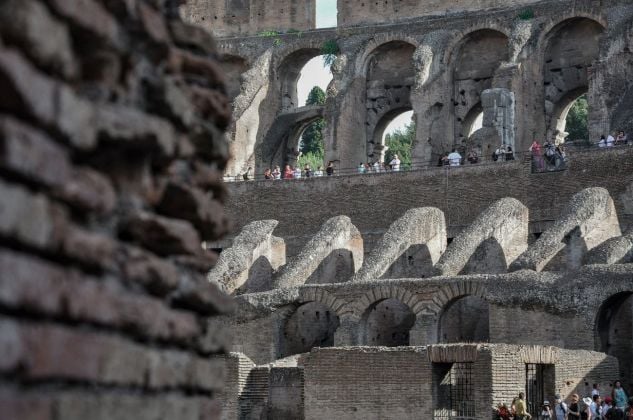 Colosseo, Roma, turisti. Photo © Irene Fanizza