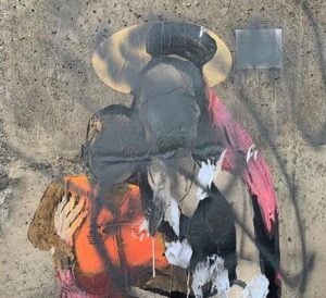 Street art e zelo dei militanti politici. Il murale con Carola Rackete deturpato a Taormina