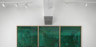 Jan Fabre, Avventurarsi sul ferro scivoloso, 2013. Courtesy Studio Trisorio © photo Grafiluce - L. Romano 2019