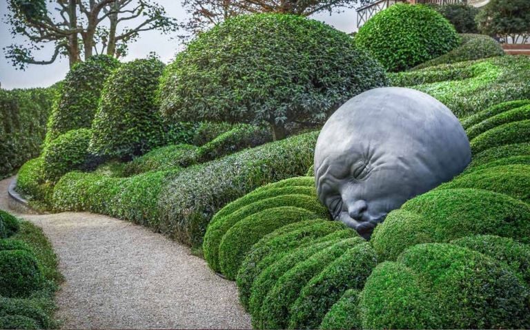 Les Jardins d'Étretat. Scultura di Samuel Salcedo. Photo Claudia Zanfi