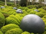 Les Jardins d'Étretat. Scultura di Samuel Salcedo. Photo Claudia Zanfi