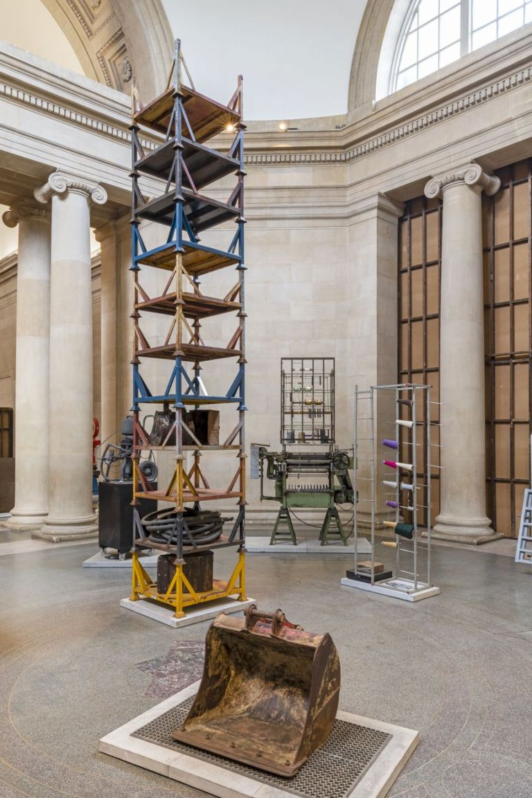 Mike Nelson, The Asset Strippers, 2019. Installation view at Tate Britain, Londra 2019. Photo Tate (Matt Greenwood)