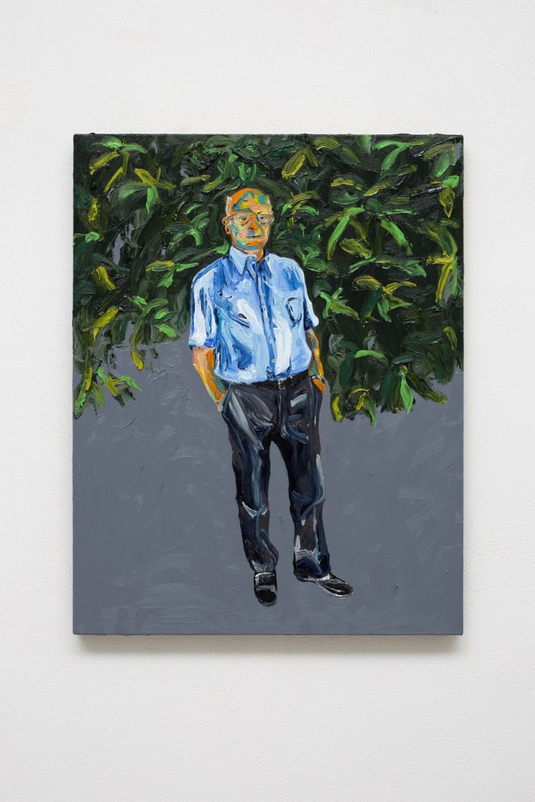 Matteo Fato, Il testimone / The witness (ritratto di / portrait of Giorgio Fasol, Collezionista / Collector, Verona), 2019 olio su lino / oil on linen, 49 x 63 cm cassa da trasporto in multistrato / case for transport in plywood Courtesy dell’Artista / the Artist & Monitor, Rome - Lisbon - Pereto (AQ)