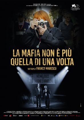 La Mafia non è più quella di una volta, Official Poster