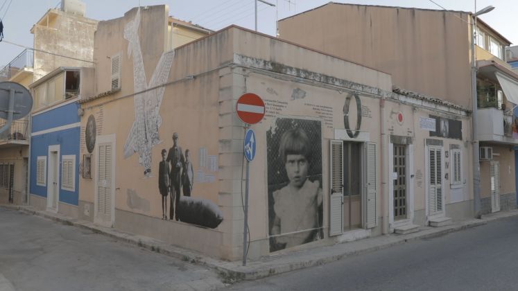 13 IV 1941, l'installazione di Dots to Specific a Marina di Ragusa
