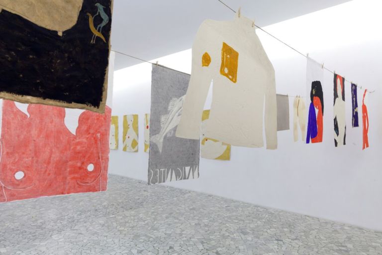 Ernesto Tatafiore. Exhibition view at CasaMadre Arte Contemporanea, Napoli 2019. Courtesy dell’artista & CasaMadre Arte Contemporanea, Napoli. Photo Martin Devrient