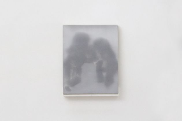 Ettore Pinelli, Supremacy (grey), 2018, olio su tela, 30x24 cm. Courtesy Ritmo