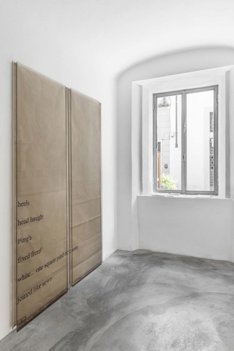 Ian Kiaer, Ping Murmer, 2019. Installation view at BASE _ Progetti per l’arte, Firenze 2019. Photo Leonardo Morfini