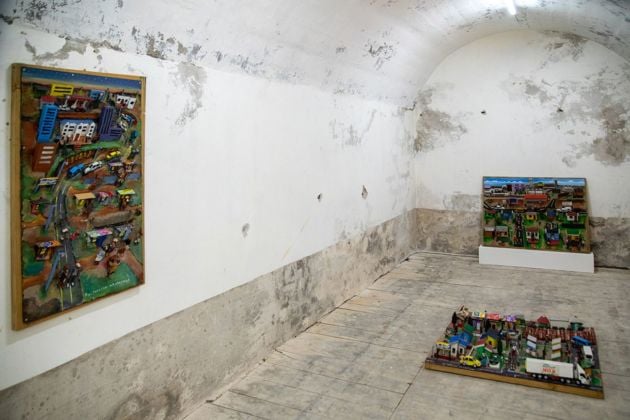 Jackson Nkumanda. Installazione view at Forte di Tesoro. Courtesy Studio d'Arte Raffaelli. Photo Studio Rensi, Trento