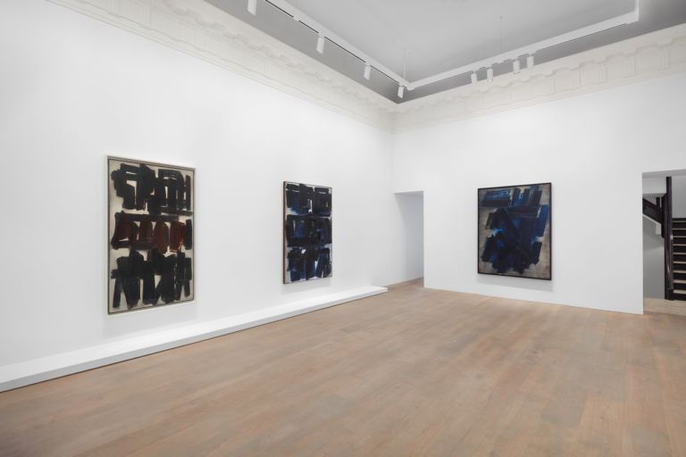 Pierre Soulages. A Century. Installation view at Lévy Gorvy, New York, 2019. Photo Tom Powel