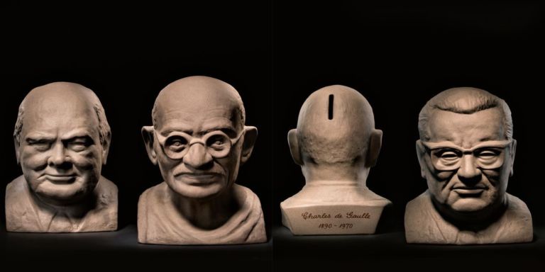 Winston Churchill, Gandhi, Charles de Gaulle, Tito, Danimarca, 1979, 1984, 1982, 1981. Grès porcellanato, h. 17, 17, 18, 18 cm. Photo Mauro Davoli