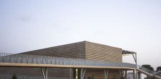View of access ramps and façade, Alioune Diop University Teaching and Research Unit, Bambey, Senegal. | Aga Khan Trust for Culture / Chérif Tall (photographer)