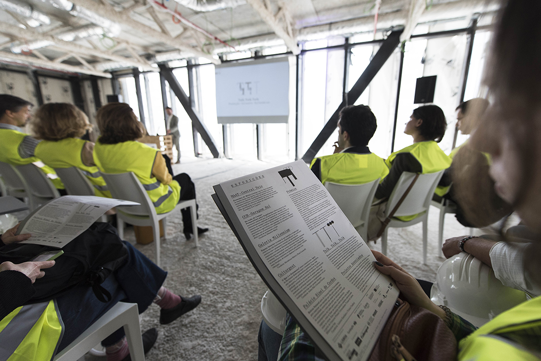 Public presentation, The Poetics of Reason, Ediício FPM41 (Building site), Lisbon | April 24 2018 © Hugo David