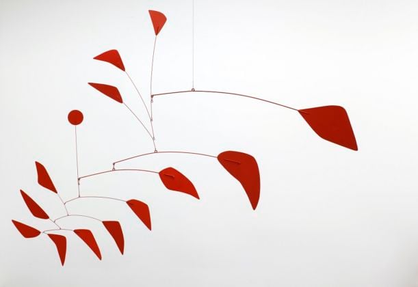 Alexander Calder, Big Red, 1959 Sheet metal, steel wire, and paint, 188 x 290 cm Whitney Museum of American Art, New York. Purchase with funds from the Friends of the Whitney Museum of American Art and by exchange, 1961 © 2019. Digital image Whitney Museum of American Art/Licensed by Scala © 2019 Calder Foundation, New York/VEGAP, Madrid