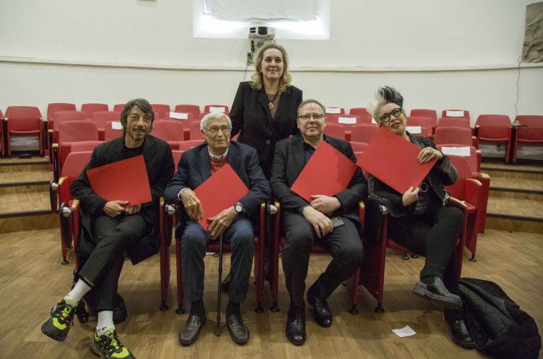 Inaugurazione anno accademico 2018-19 - Tiziana D’Acchille con (da sx) Gianluigi Colalucci. Capo restauratore della Cappella Sistina; Semyon Mikhailovsky, Direttore dell'accademia di Belle Arti di San Pietroburgo; Pierpaolo Piccioli, Direttore creativo Maison Valentino; ORLAN, artista - Ph. Doc AbaRoma