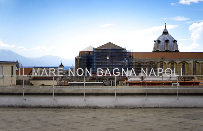 Bianco Valente, Il mare non bagna Napoli, Museo Madre
