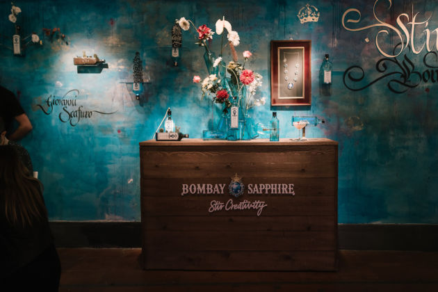 Le immagini del Canvas Bar di Bombay Sapphire