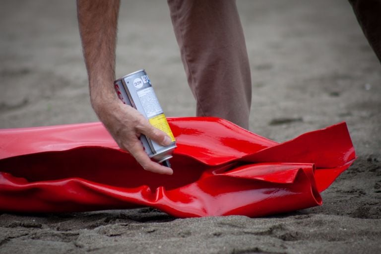 Cabine d'artista Abbi cura, SBA Sporting Beach Arte, ph Paolo Darra