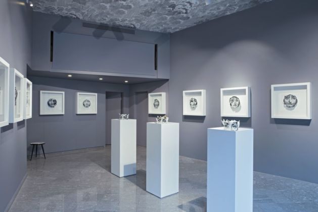 Carlo Dell’Acqua. S Oggetti parziali. Installation view at Fornasetti, Milano 2019