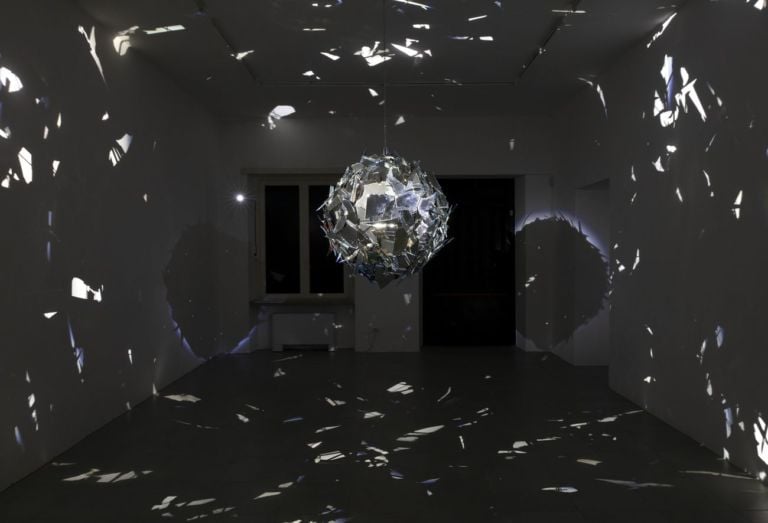 Cleo Fariselli, Dancing, 2019. Installation view at Almanac Inn, Torino. Photo Sebastiano Pellion