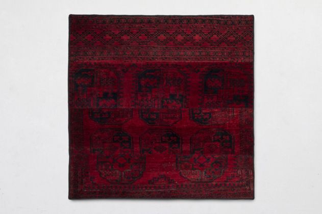 Flavio Favelli, Fiori Afghan K1, 2019,assemblage of afghan carpets, 160 x160 cm, photo Trapezio Roveda