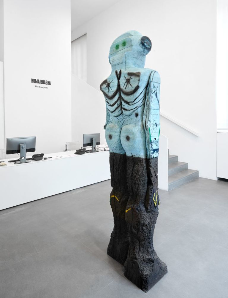 Huma Bhabha. The Company. Installation view at Gagosian, Roma 2019. Photo Matteo D'Eletto, M3 Studio. Courtesy Gagosian