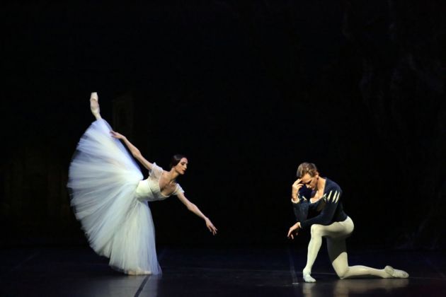 Jean Coralli & Jules Perrot, Giselle. Teatro alla Scala, Milano 2019. Svetlana Zakharova e David Hallberg