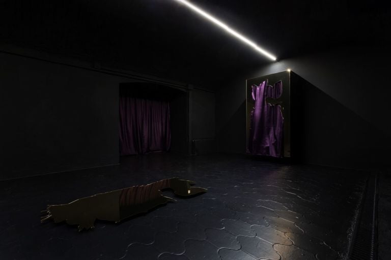 Mishka Henner. Your only chance to survive i s to leave with us. Installation view at Galleria Bianconi, Milano 2019. Photo T. Doria