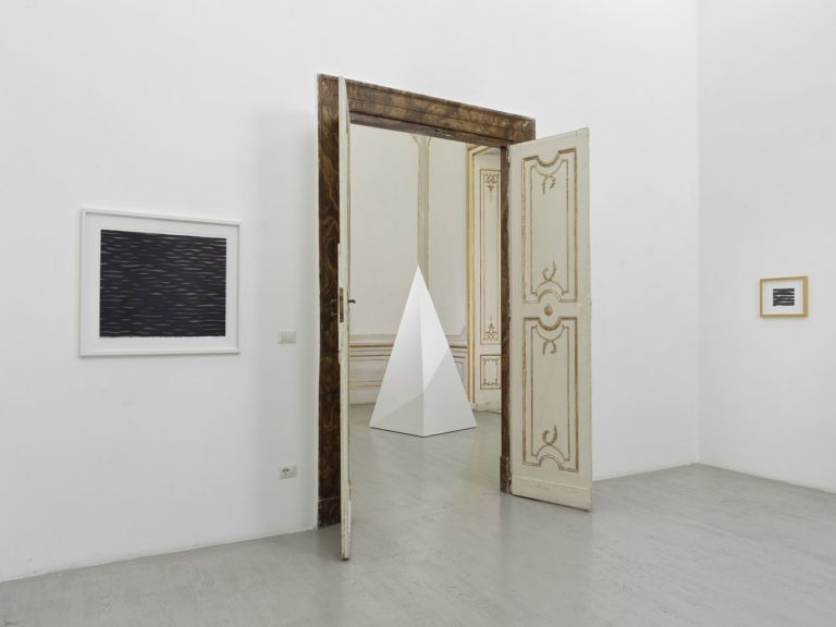 Sol LeWitt. Lines, Forms, Volumes, 1970s to Present. Installation view at Galleria Alfonso Artiaco, Napoli 2019. Photo Luciano Romano. Courtesy Galleria Alfonso Artiaco, Napoli