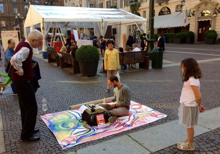 Walter Lazzarin, Torino, Piazza Carignano, primavera 2016