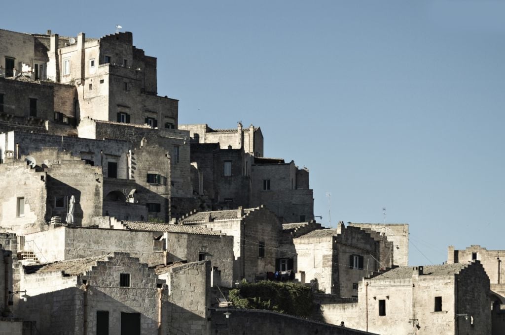 L’Italia del malcontento e la codardia della politica. La querelle social su Venezia e Matera