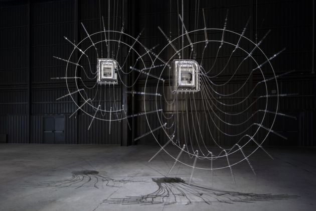 Cerith Wyn Evans, Composition for 37 Flutes (in two parts), 2018. Installation view at Pirelli HangarBicocca, Milano 2019. Courtesy of the artist, White Cube & Pirelli HangarBicocca. Photo Agostino Osio
