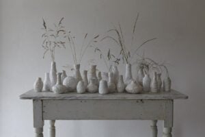 Gli artisti e la ceramica. Intervista a Chiara Camoni