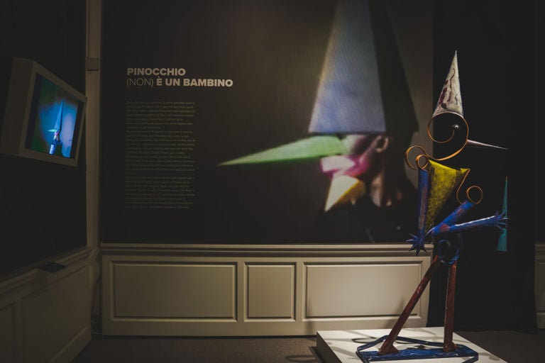 Enigma Pinocchio. Riccardo Dalisi, Totocchio pifferaio, 2002. Semi di Laboratorio - Archivio Dalisi. Installation view at Villa Bardini, Firenze 2019. Photo Michele Monasta