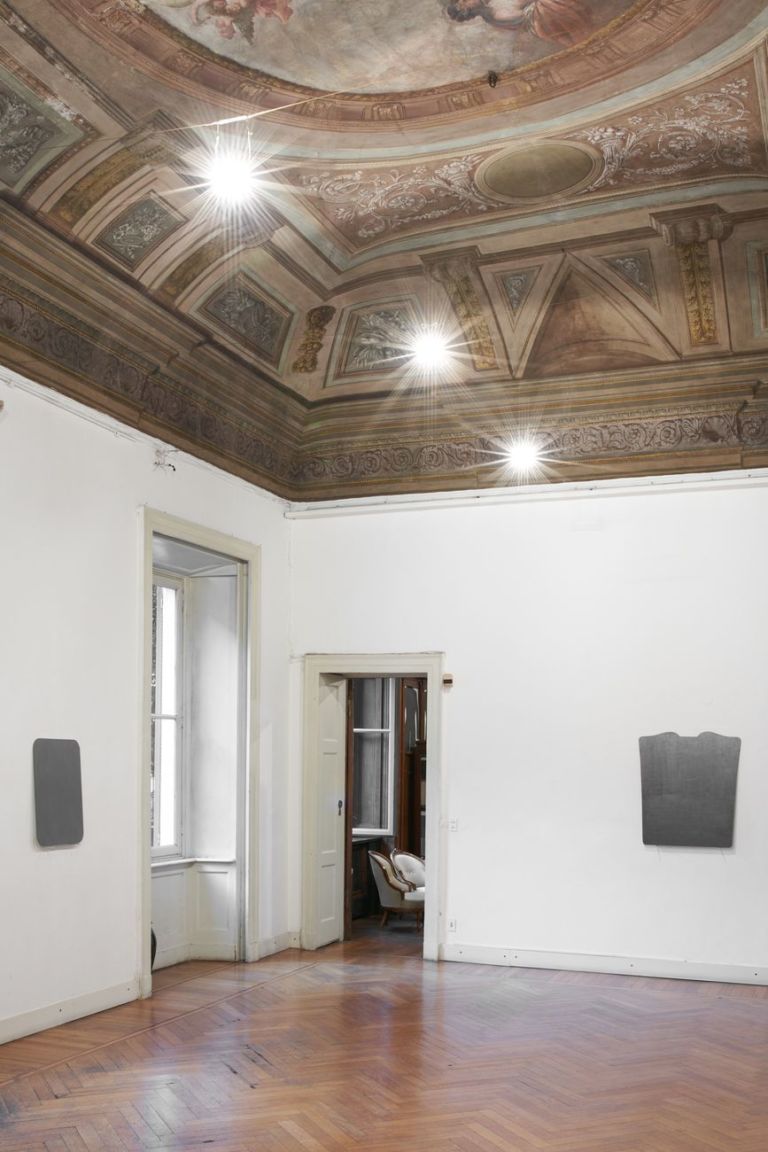 Giovanni Oberti. La pelle degli oggetti. Installion view at Galleria Milano, Milano 2019. Photo Floriana Giacinti. Courtesy Galleria Milano